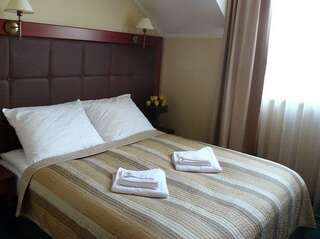 Отель Hotel Gniecki Gdansk Пшеяздово Двухместный номер с 1 кроватью или 2 отдельными кроватями-5